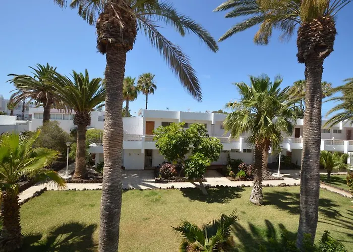 Pino's Costa del Silencio