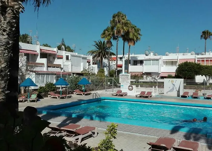 Pino's Costa Del Silencio